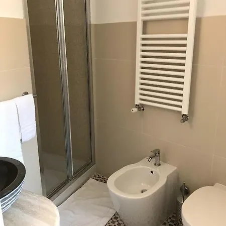 Daire Colosseo-Trevi Iconic & Central For 2 Ensuite Wi Fi Ac